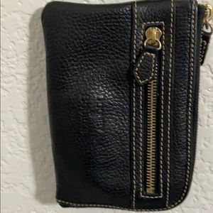 Dooney & Bourke travel wallet